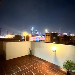 white-house.sharjah-hotels.com/