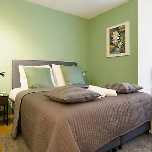Pleasant In The Center Homestay